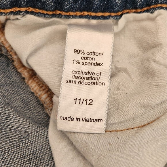 maurices- button front denim shorts - Picture 5 of 5